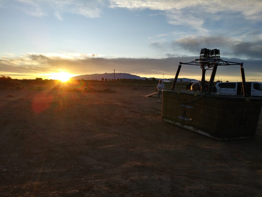 balloon basket on ground